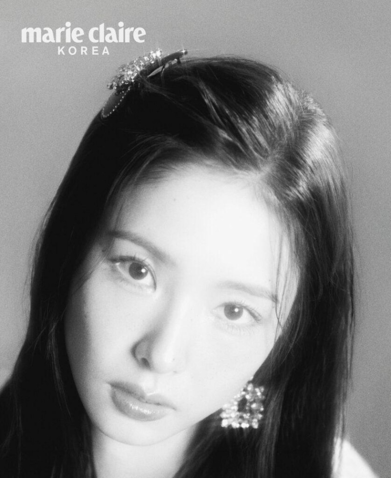 Roger Vivier and actress Shin Se-Kyung\'s Splendid Holiday Special, December 2024