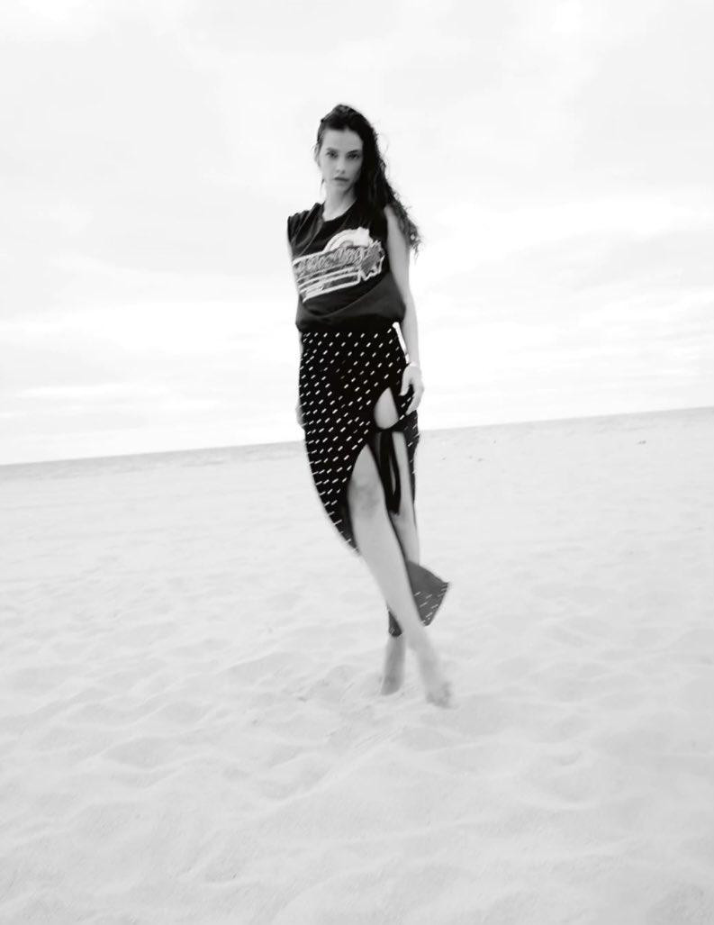 Barbara Palvin featured in Extérieur Nuit, December 2024