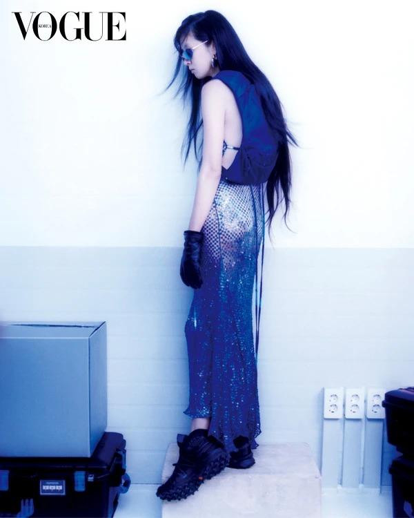 So Young Kang featured in Outerwear with a dress, for the 2024 party, December 2024