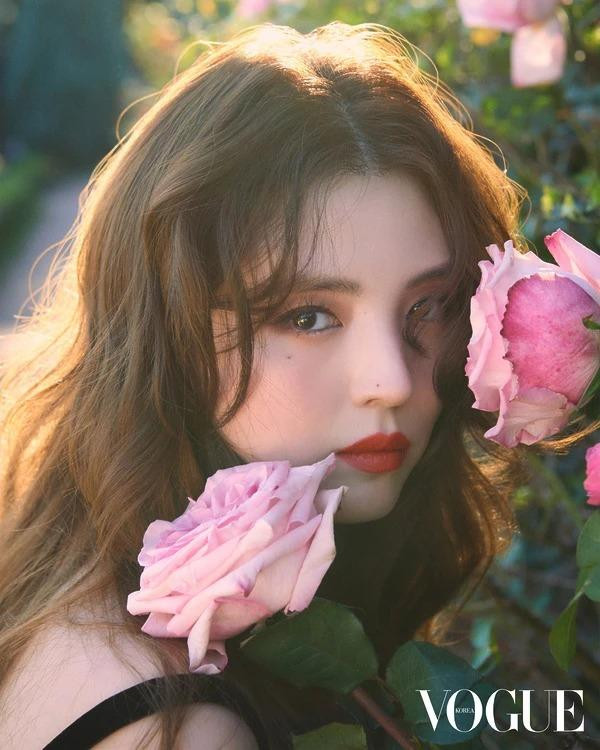 A Tribute To Roses, Christian Dior Beauty and Han So-Hee, December 2024