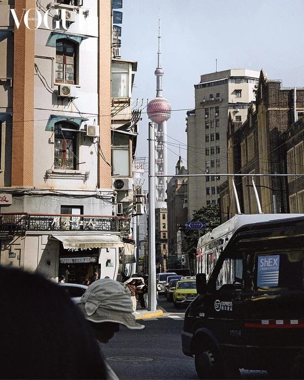 A moment that sparkles like a jewel in Shanghai, the pearl of the East, December 2024