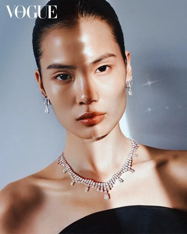A moment that sparkles like a jewel in Shanghai, the pearl of the East, December 2024