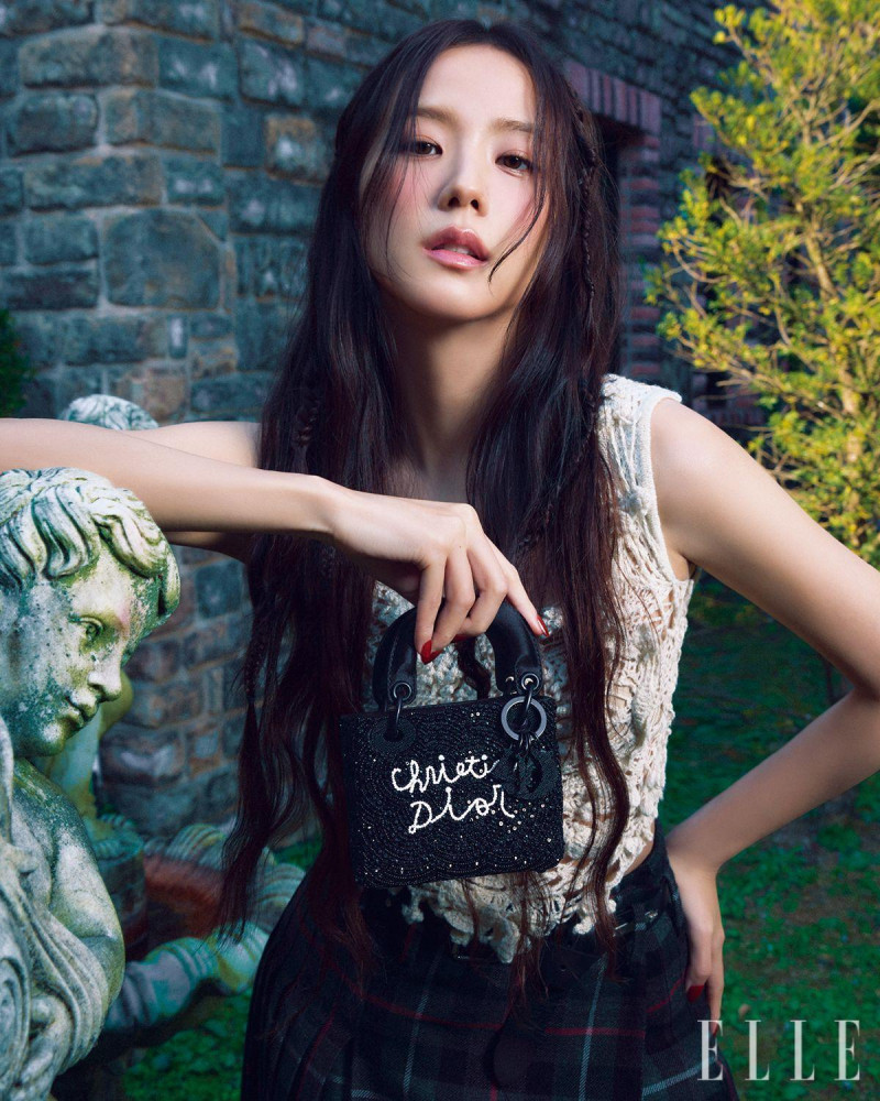 Jisoo, December 2024
