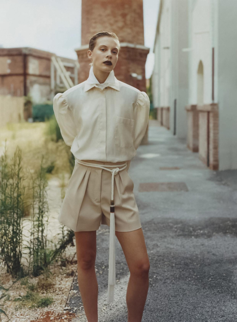 Anouk Smits featured in Tra Cielo E Acqua, November 2024