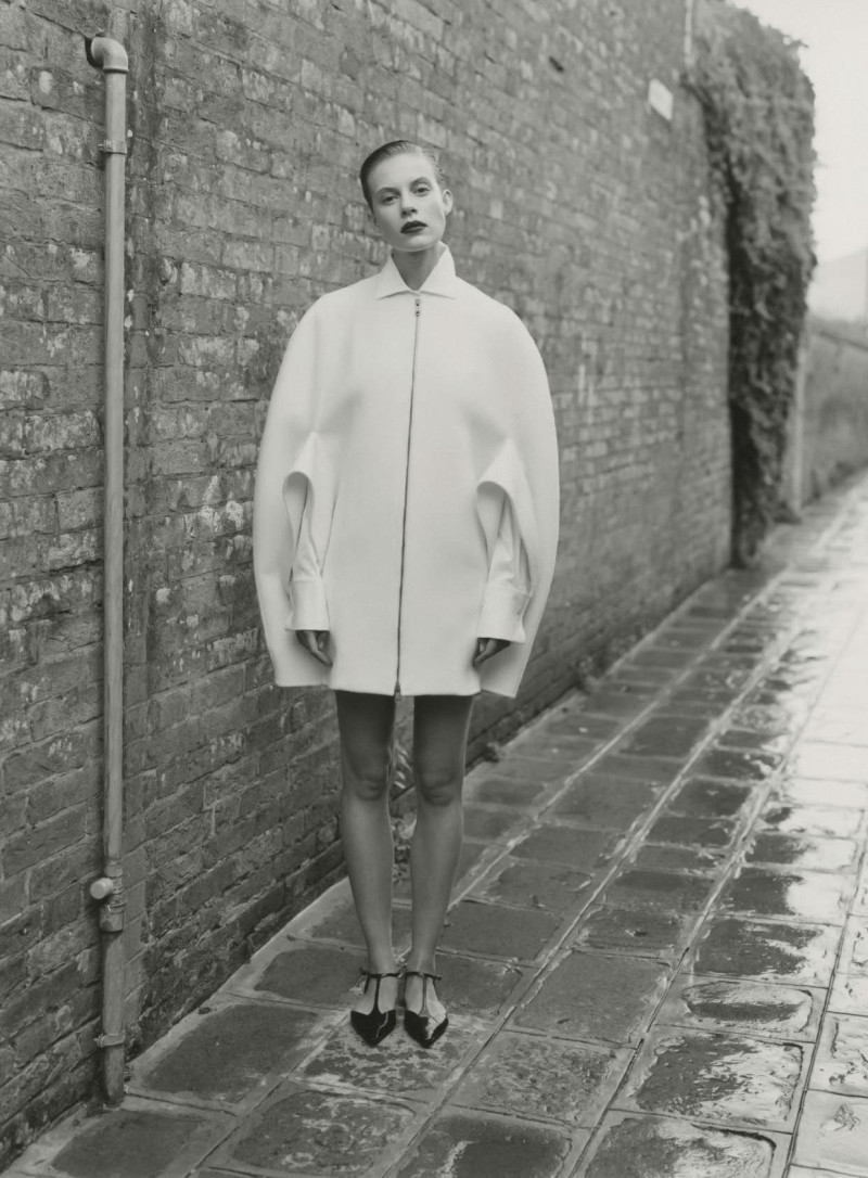 Anouk Smits featured in Tra Cielo E Acqua, November 2024