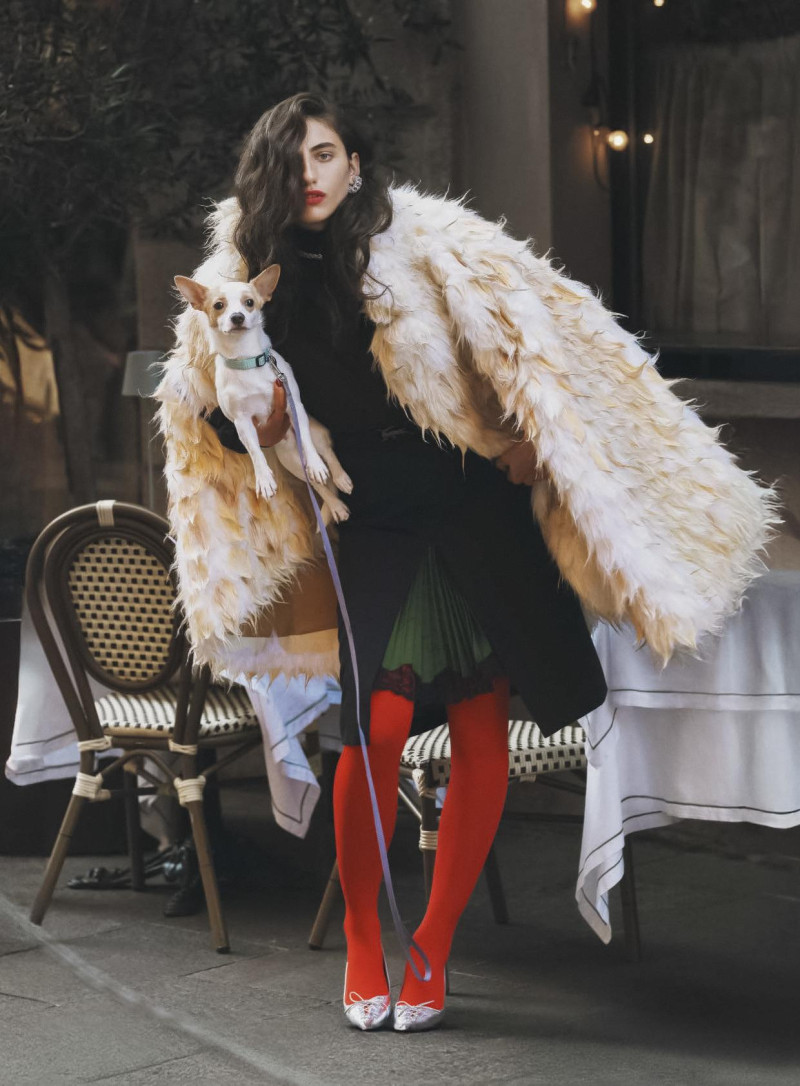 Livia Walters featured in Street Style Milanese, December 2024