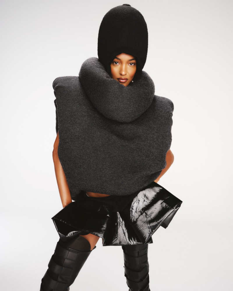 Jourdan Dunn featured in Jourdan Dunn On Diverse Beauty And Her Passion For Cooking, December 2024