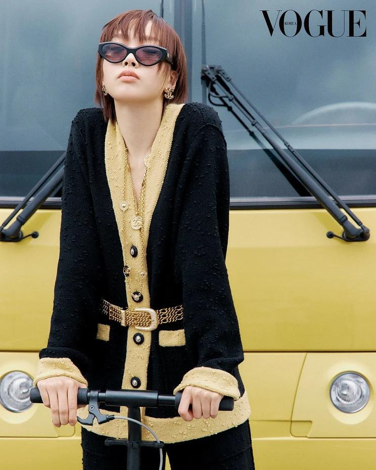 Seo-Yeon Lee featured in CHANEL - 2024/25 Coco Neige Collection, November 2024