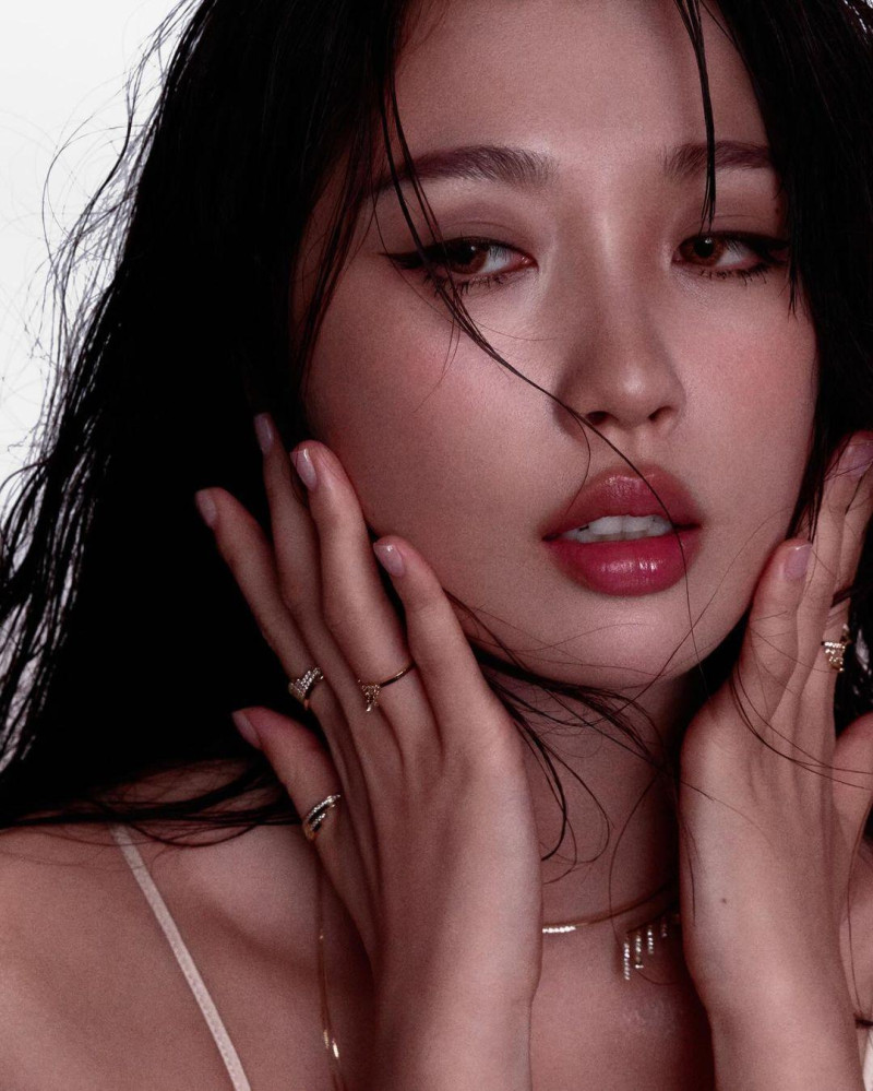 Esther Yu, November 2024