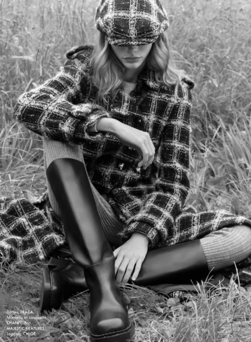 Tess Summer Carter featured in Toutes Bottees!, October 2024