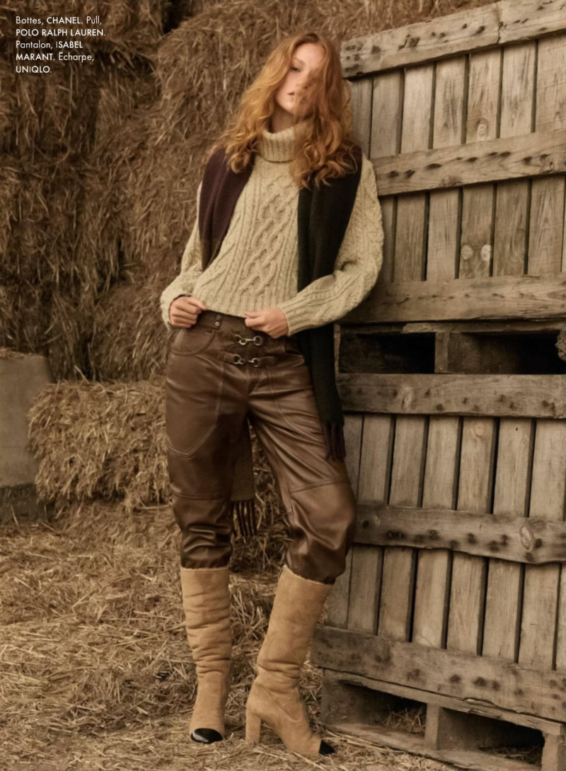 Tess Summer Carter featured in Toutes Bottees!, October 2024
