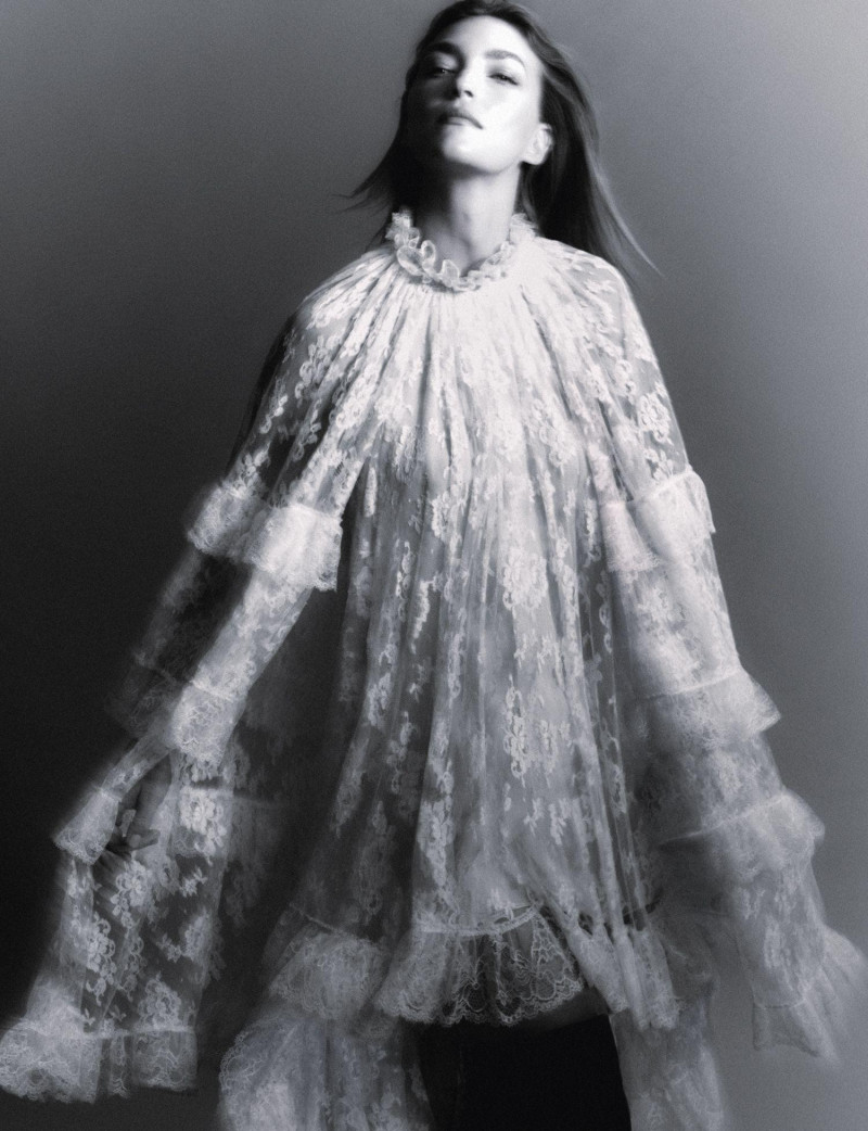 Arizona Muse featured in Fiel A Sí Misma, January 2025