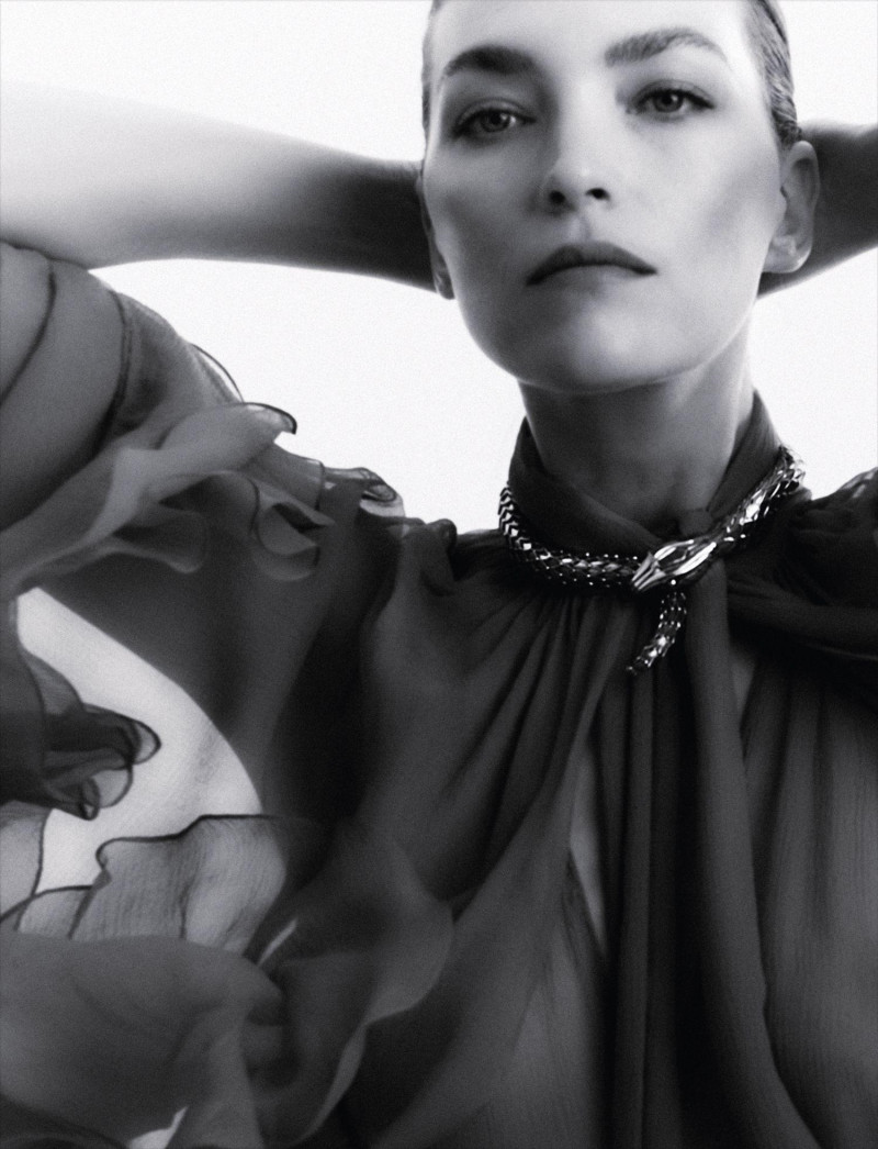 Arizona Muse featured in Fiel A Sí Misma, January 2025