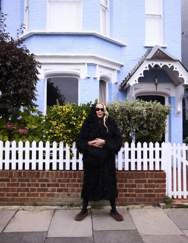 Jerry Hall featured in Jerry Hall, December 2024