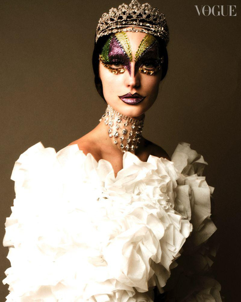 Susanne Knipper featured in Extravagância Fashionista, February 2025