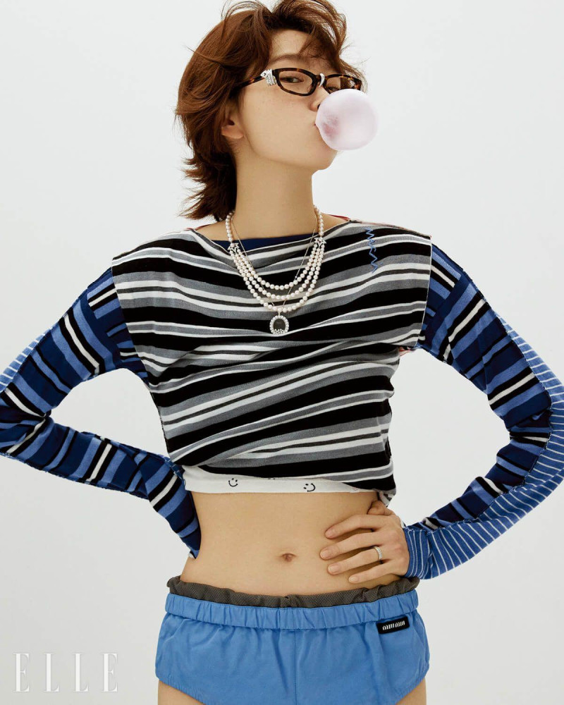 Seo-Yeon Lee featured in Homewear with Chopard, Damiani and Dior High Jewelry, February 2025