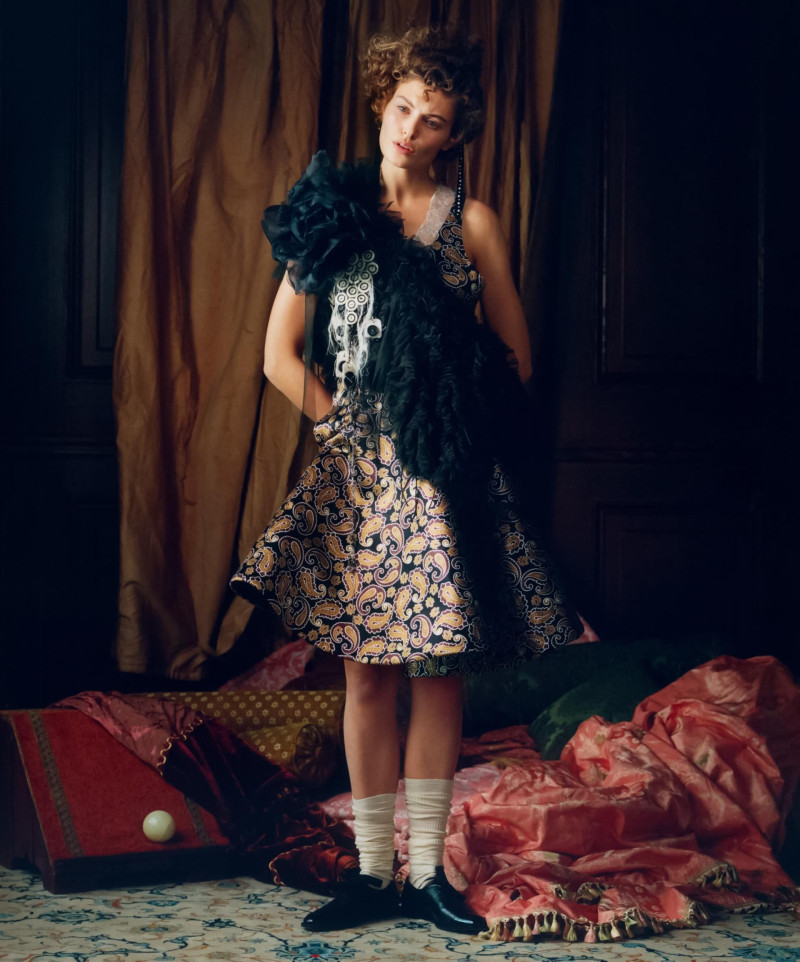 Dress Like The Renaissance Woman You Are, February 2025