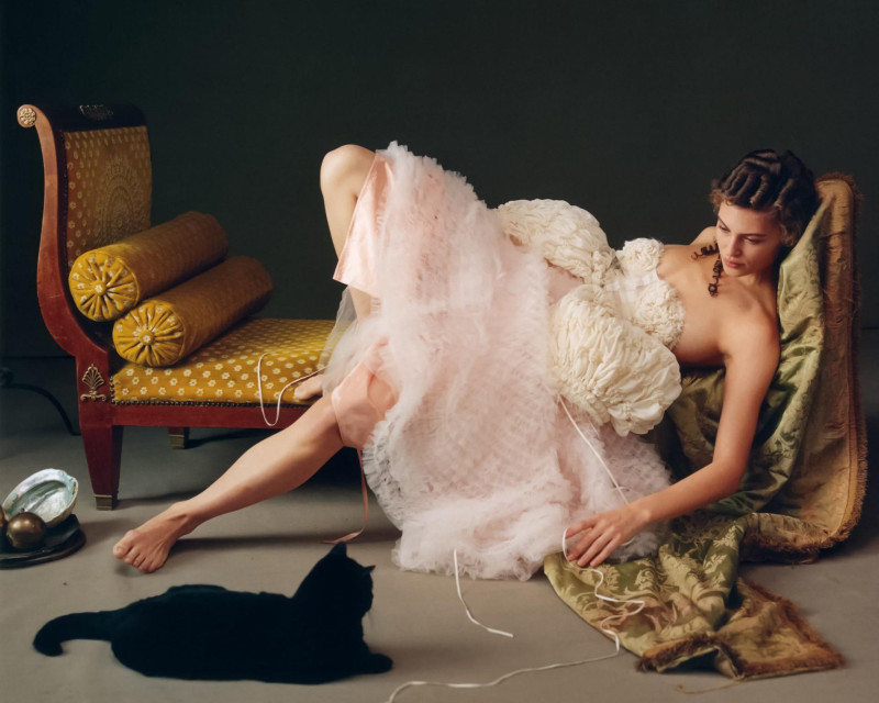 Dress Like The Renaissance Woman You Are, February 2025