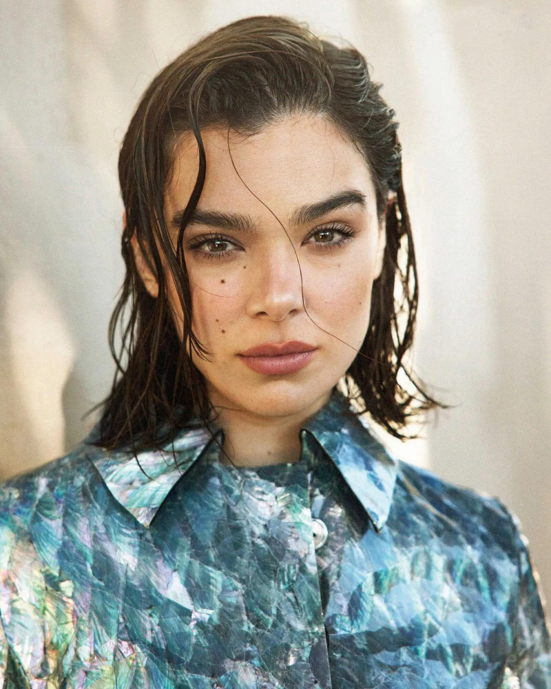 Hailee Steinfield, March 2025