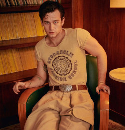 Brandon Flynn Is Ready to Take the Lead