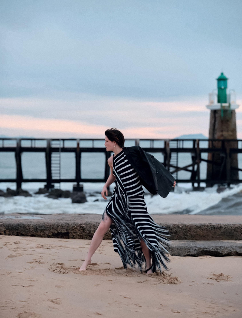 Tessa Bruinsma featured in L\'Air De La Mer, February 2025