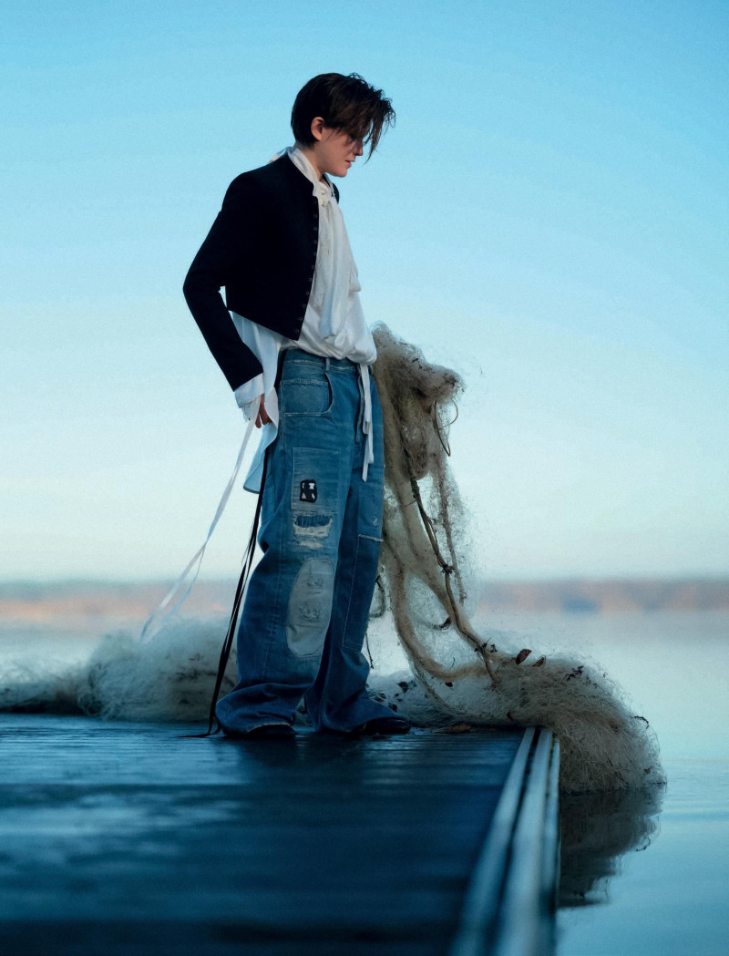 Tessa Bruinsma featured in L\'Air De La Mer, February 2025