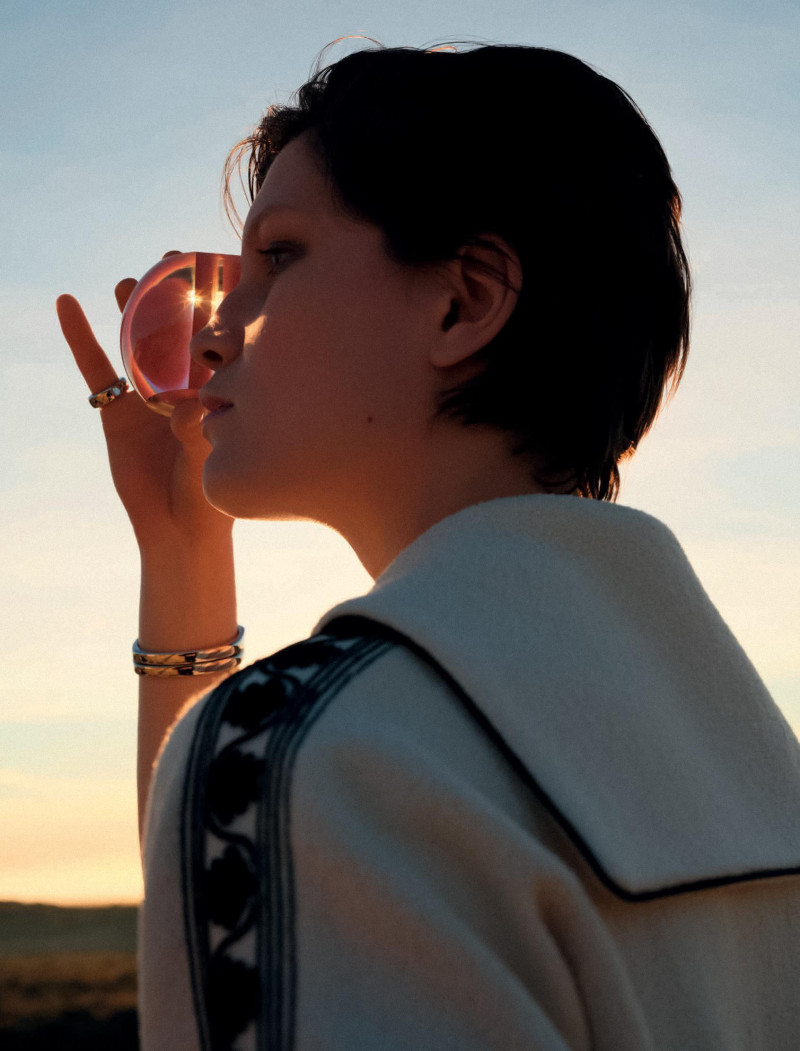 Tessa Bruinsma featured in L\'Air De La Mer, February 2025