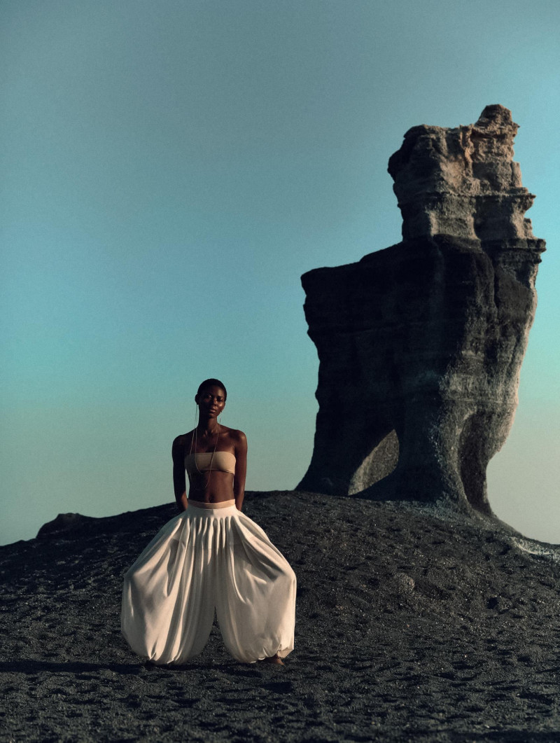 Tobi Momoh featured in L\'Appel Du Tres Large, February 2025