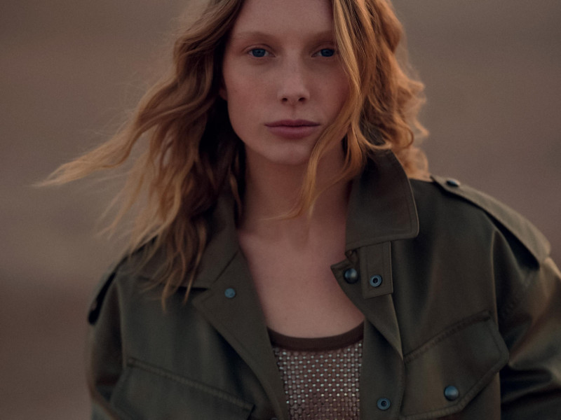 Demy de Vries featured in Eclats Des Sables, February 2025
