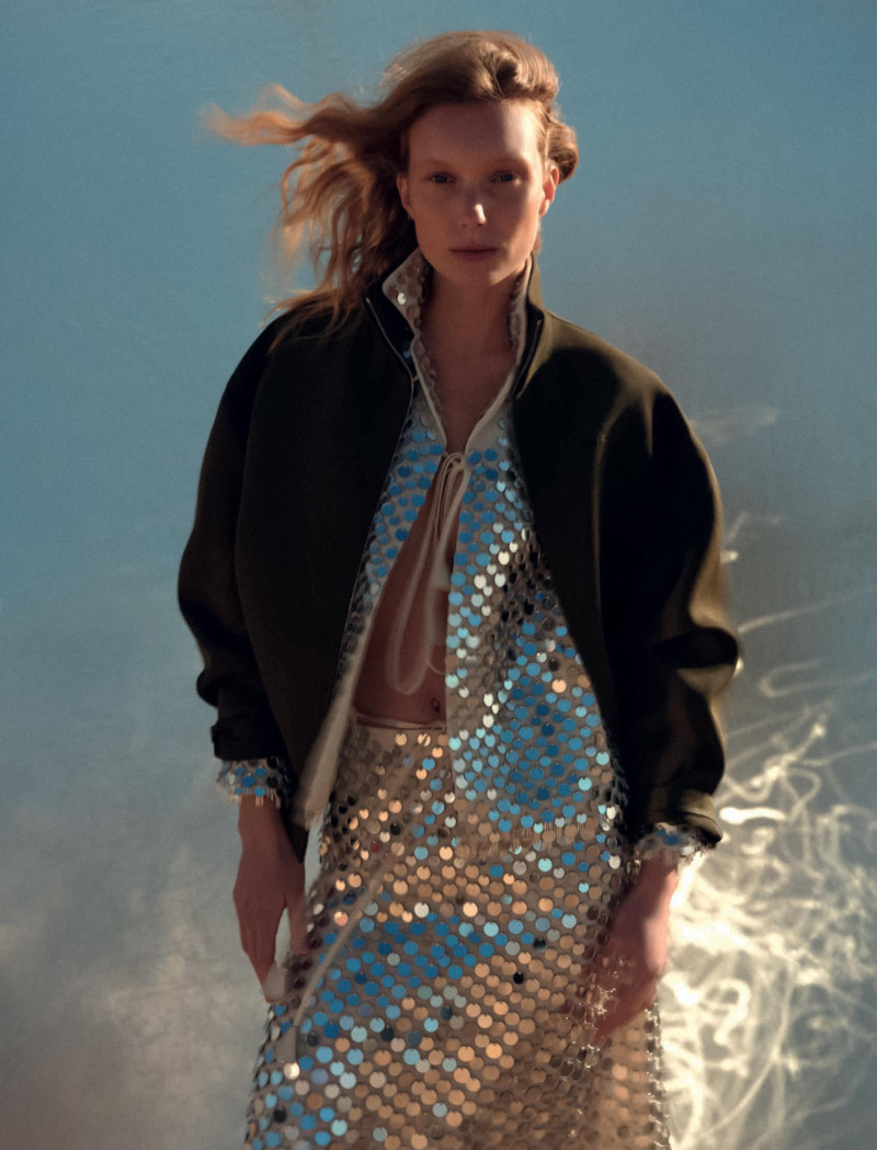 Demy de Vries featured in Eclats Des Sables, February 2025