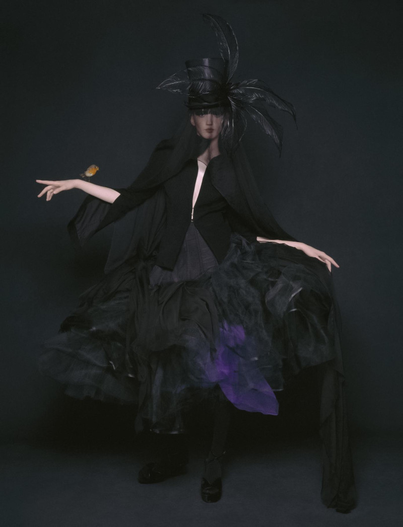 Eva Komuves featured in La Couture Oiseau De Nuit, March 2025