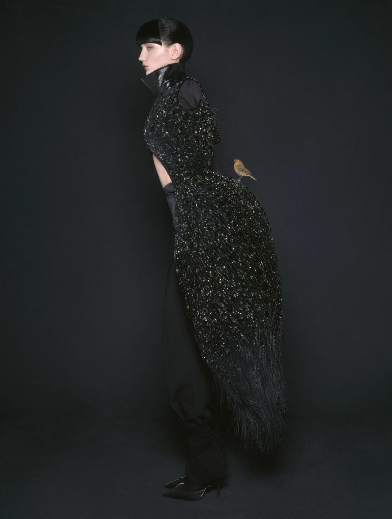 Eva Komuves featured in La Couture Oiseau De Nuit, March 2025