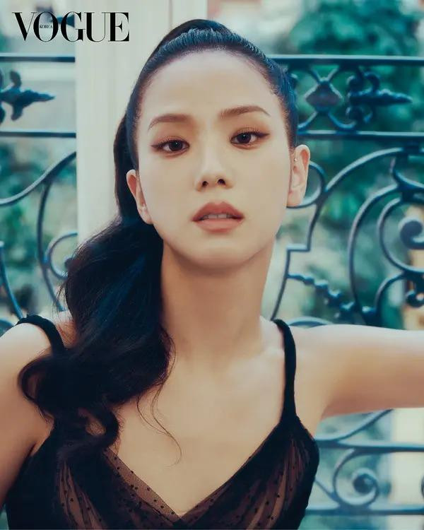 Jisoo, Princess Dior, April 2025