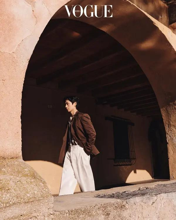 Under the Sunshine of Como, Jung Hae-In\'s \'Italian Beauty, April 2025