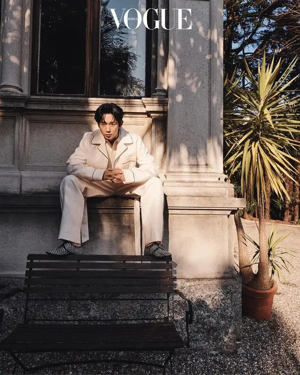 Under the Sunshine of Como, Jung Hae-In\'s \'Italian Beauty, April 2025