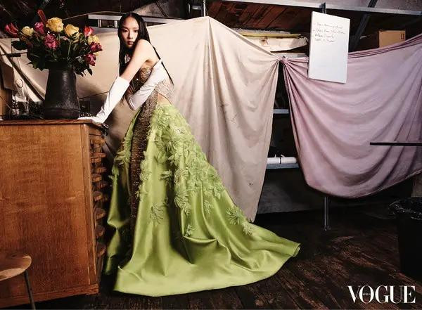 Yoonmi Sun featured in Between oil and chains, intense couture, April 2025