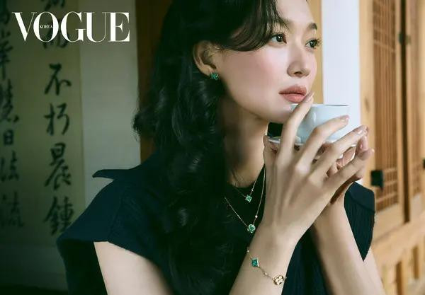 Shin Min-Ah and Louis Vuitton, clear beauty, April 2025