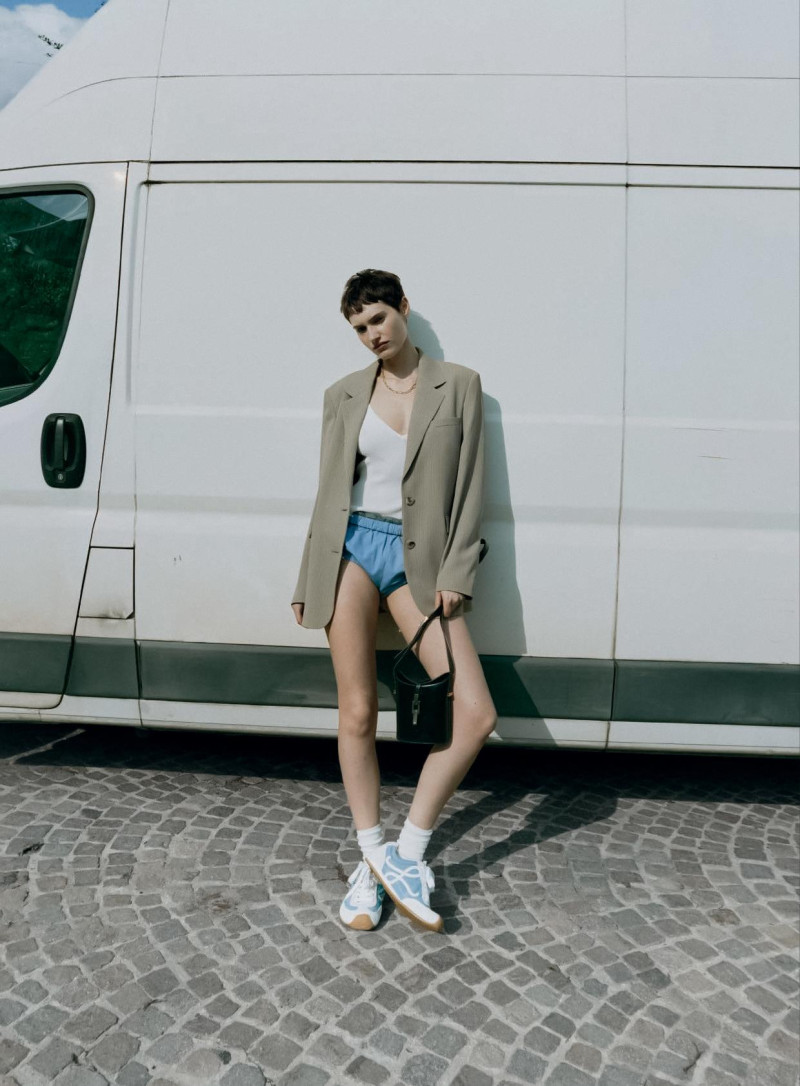 Greta Elisa Hofer featured in Scalo Urbano, April 2025