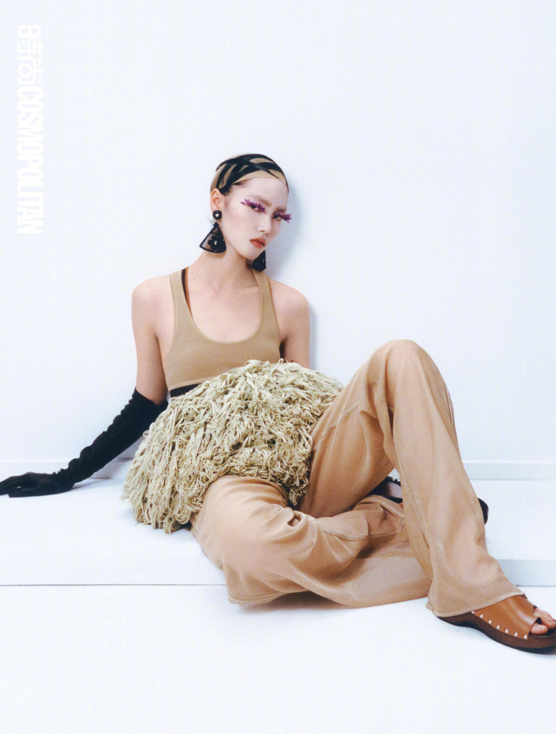 Jiahui Zhang featured in Fashion Carrier, March 2025
