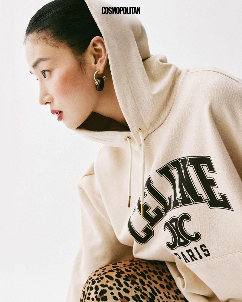5 Ways To Enjoy Sweatshirts With Style, March 2025