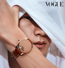 Watch & Jewelry: Louis Vuitton