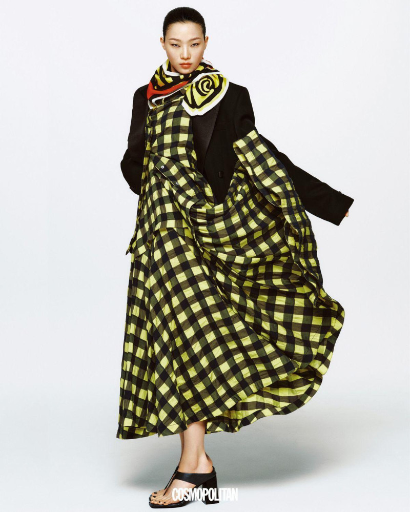 How To Wear Flowers Dots And Check Patterns, April 2025