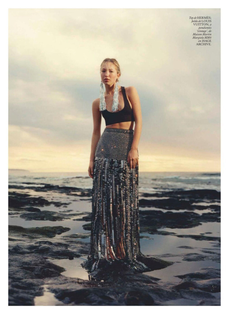 Lila Grace Moss featured in Algo Nuevo, Algo Viejo, April 2025