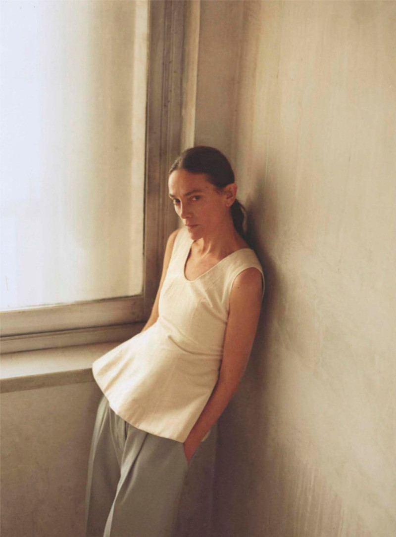 Laura Ponte featured in Una Ambición A Medida, April 2025