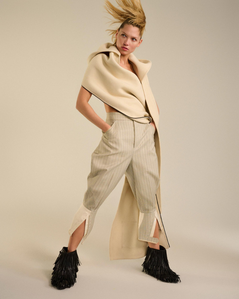 Hana Jirickova featured in Go Your Own Way, March 2025