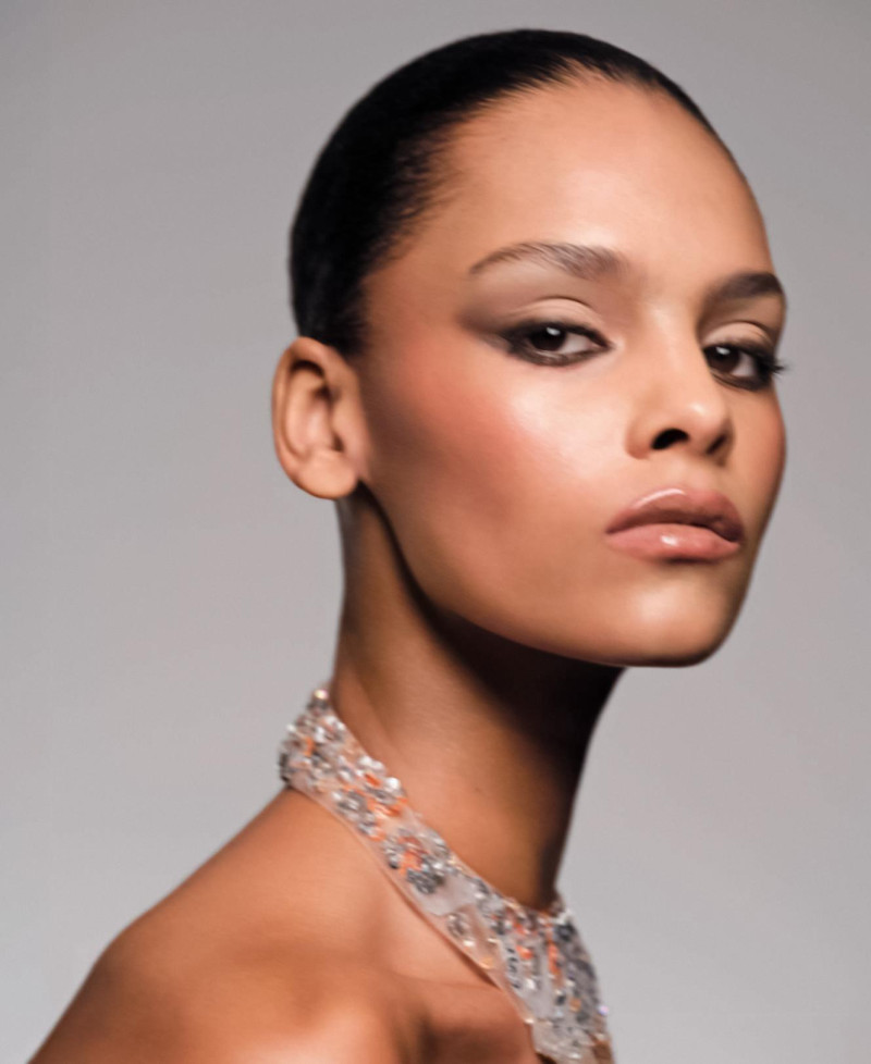 Farah Nieuwburg featured in Night Vibes, May 2025