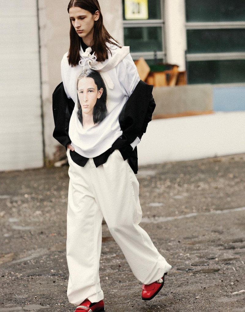 Nikolina Maticevic featured in A La Croate, May 2025