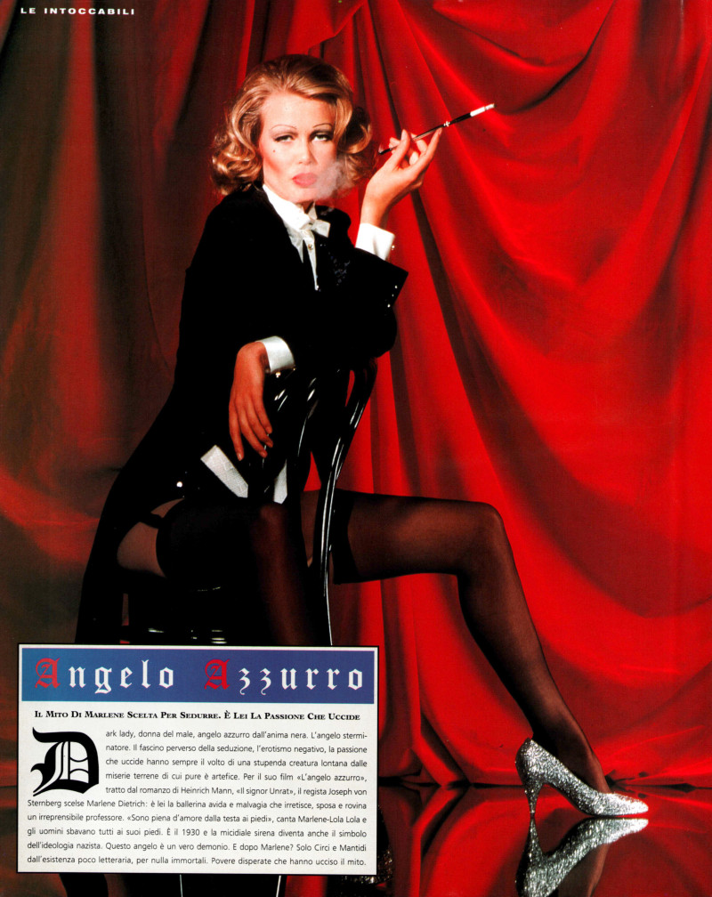 Claudia Schiffer featured in Le Intoccabili, January 1992
