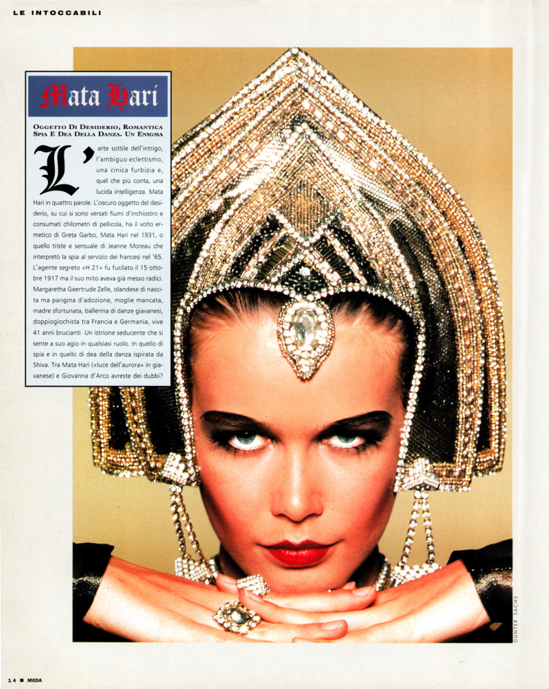 Claudia Schiffer featured in Le Intoccabili, January 1992