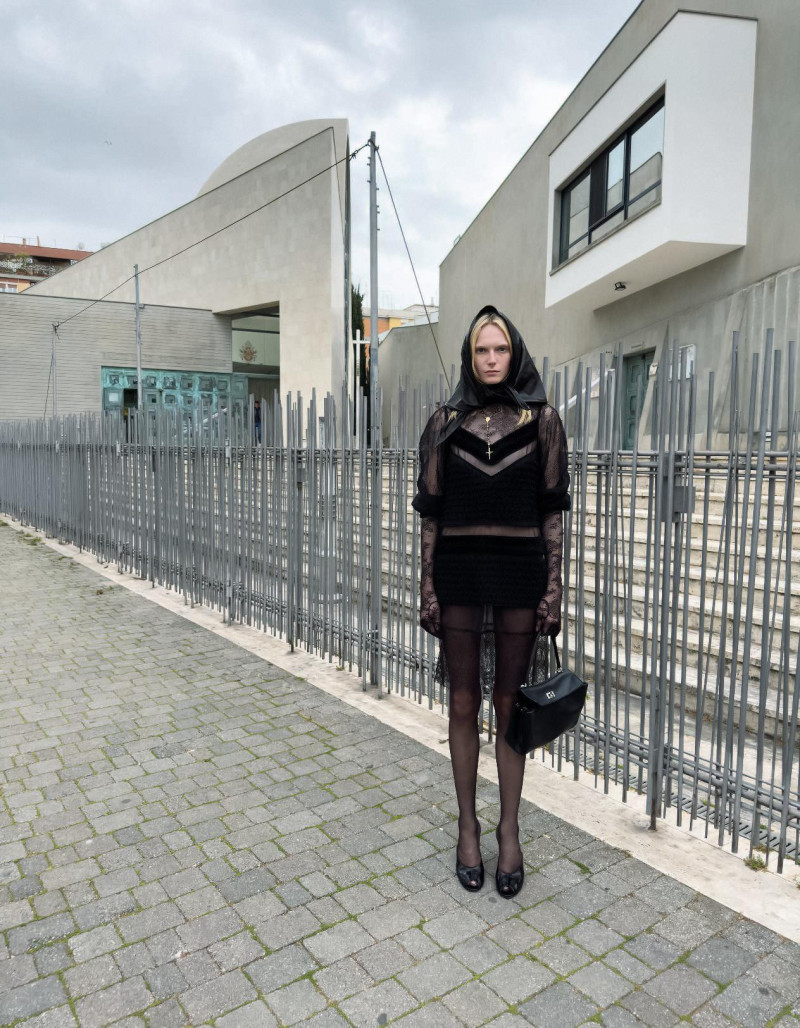 Mariacarla Boscono featured in Il Cammino Della Speranza, June 2025
